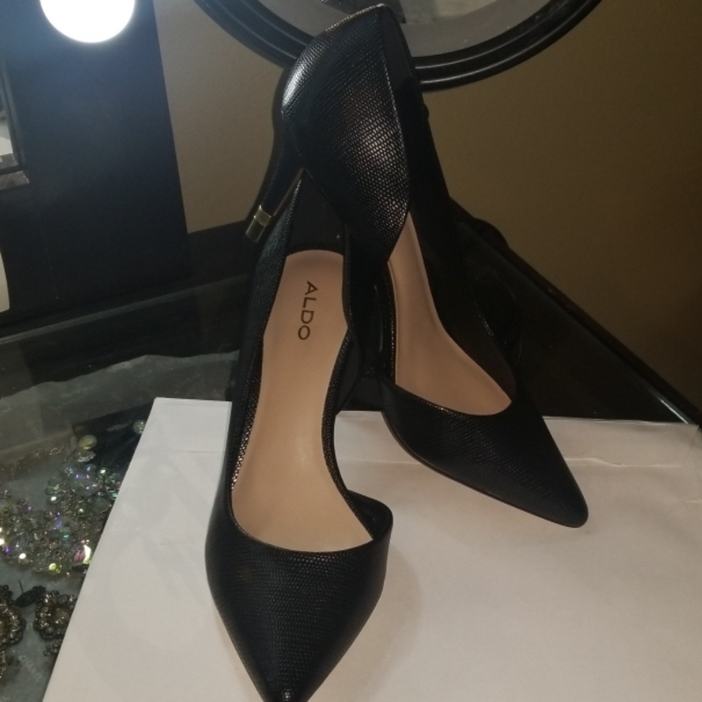 Aldo Black leather pumps (never been worn) - Picture 2 of 7